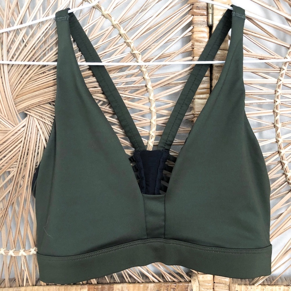 Victoria Secret Strappy Sports Bra